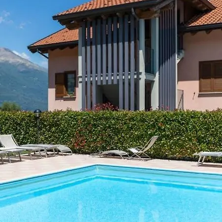 Modern With Balcony-garage-and Pool *